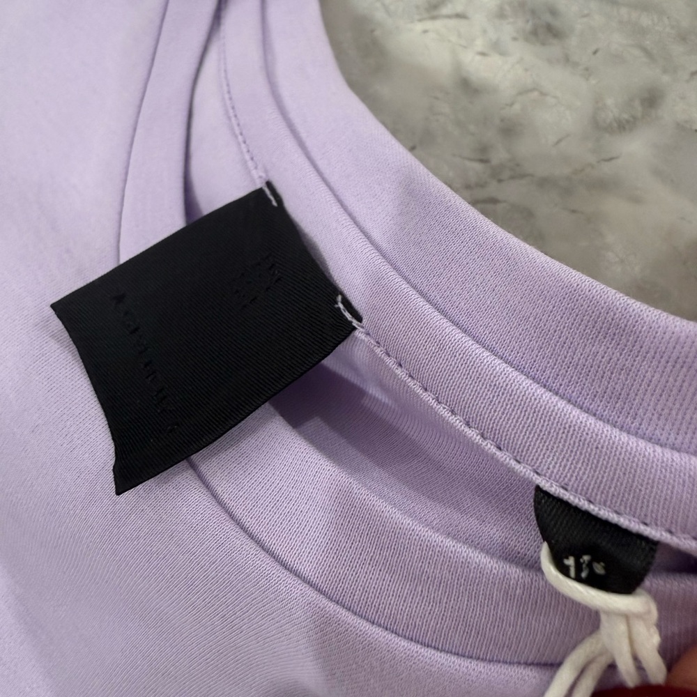 💜NWT authentic Givenchy Lavender T-Shirt - Picture 6 of 8